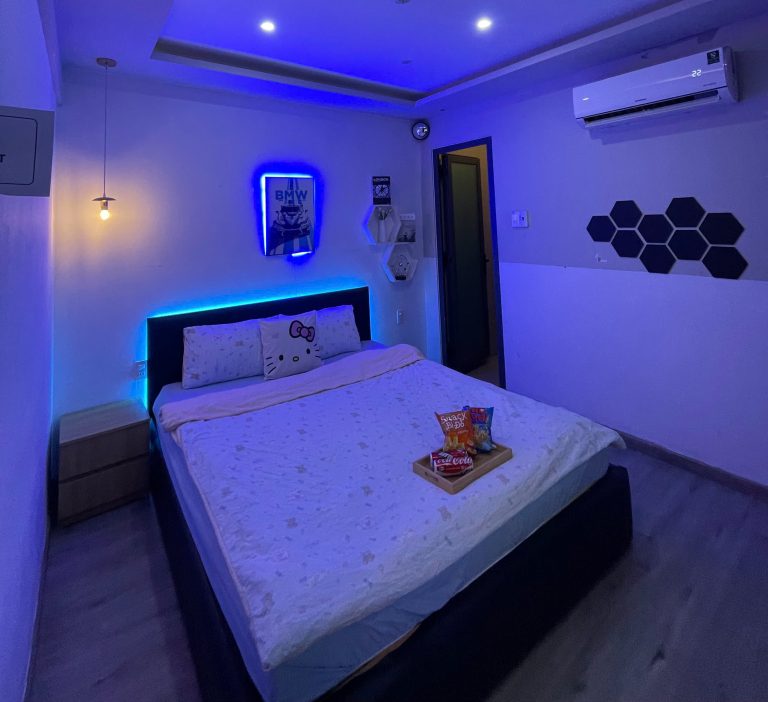 Motor Lodge